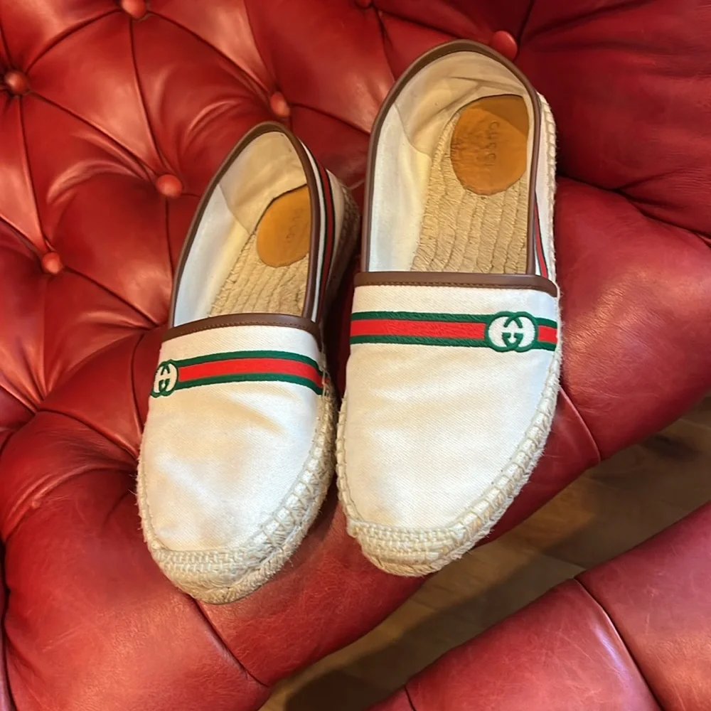 Gucci White Canvas Espadrilles with Green and Red Web Stripe